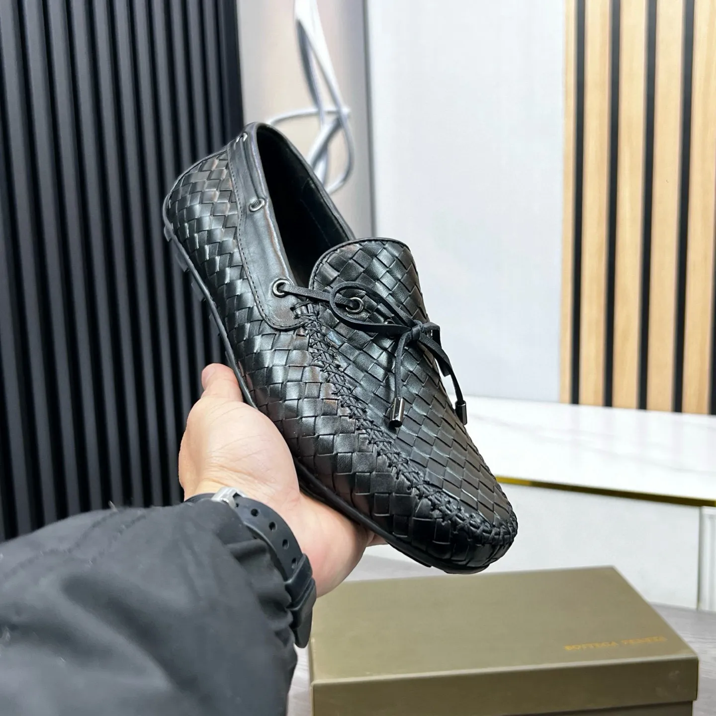 Ex-factory price 500 BV〰️Handmade classic men's leather shoes, Doudou shoes👉👉driving shoes, slip-on shoes, made of imported cowhide woven from Italy, 💕water-dyed cowhide lining, 🔊original outsole, waterproof platform design, comfortable on the feet. A good choice for traveling and driving, two colors available, code number: 38-44, (45 can be customized)